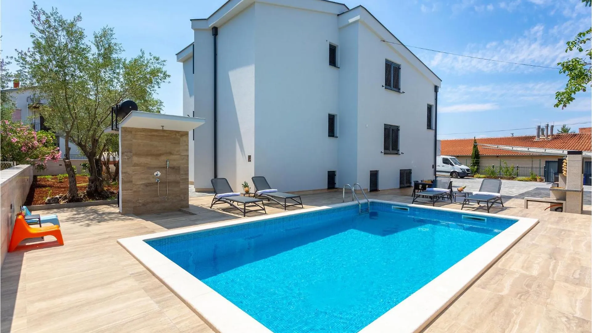 Amazing Apartment In Malinska With Wifi