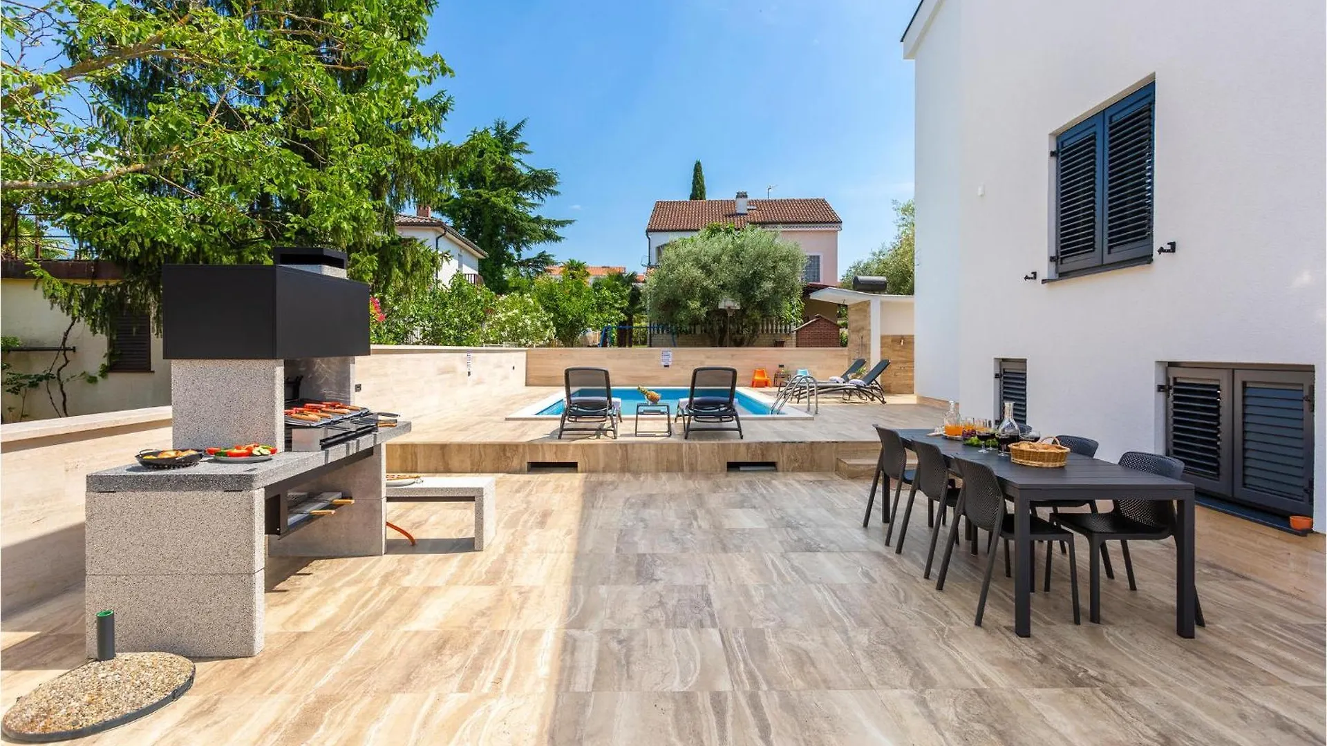 Amazing Apartment In Malinska With Wifi
