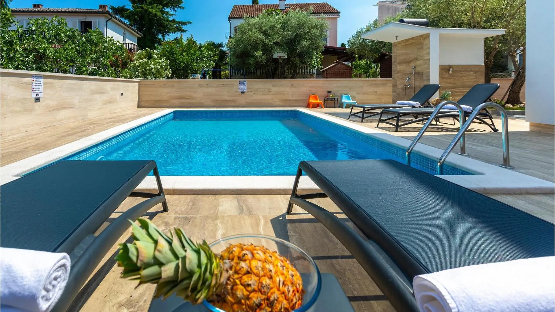 Amazing Apartment In Malinska With Wifi 0*,  Croatia